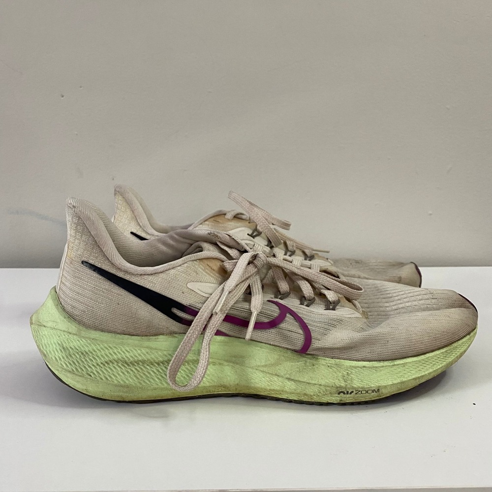 Nike Air Zoom Pegasus 39 Running Shoes Womens sz 9 White Green Purple sneakers‎